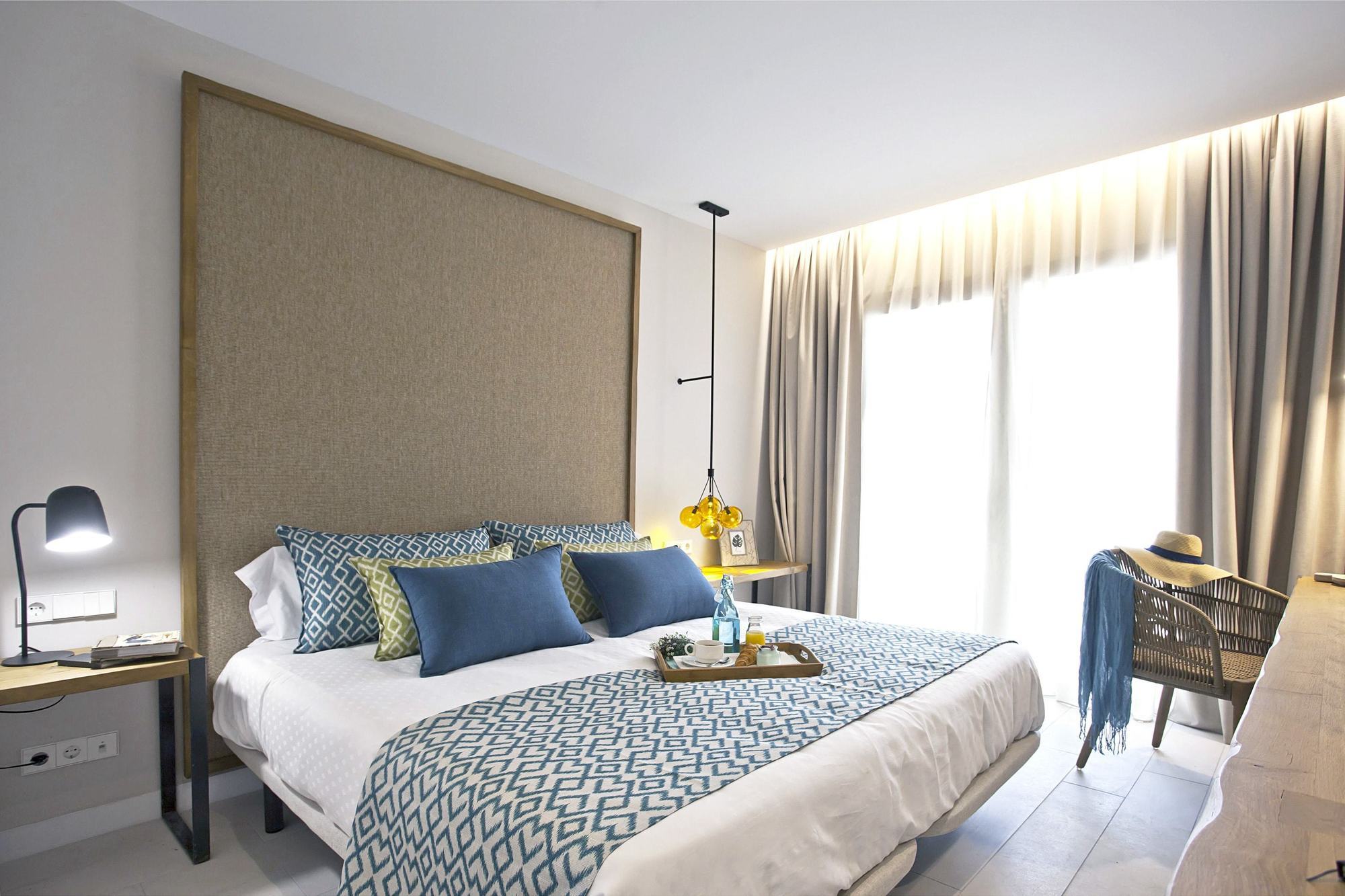 Pure Salt Port De Soller (Adults Only) Hotel Room photo